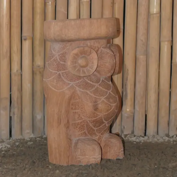 Product image 3 of the product “Owl Statue as Stool. From coconut palm 50cm Height. Approx. 25cm dia. ”